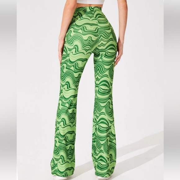 print flare pants - Picture 2 of 2